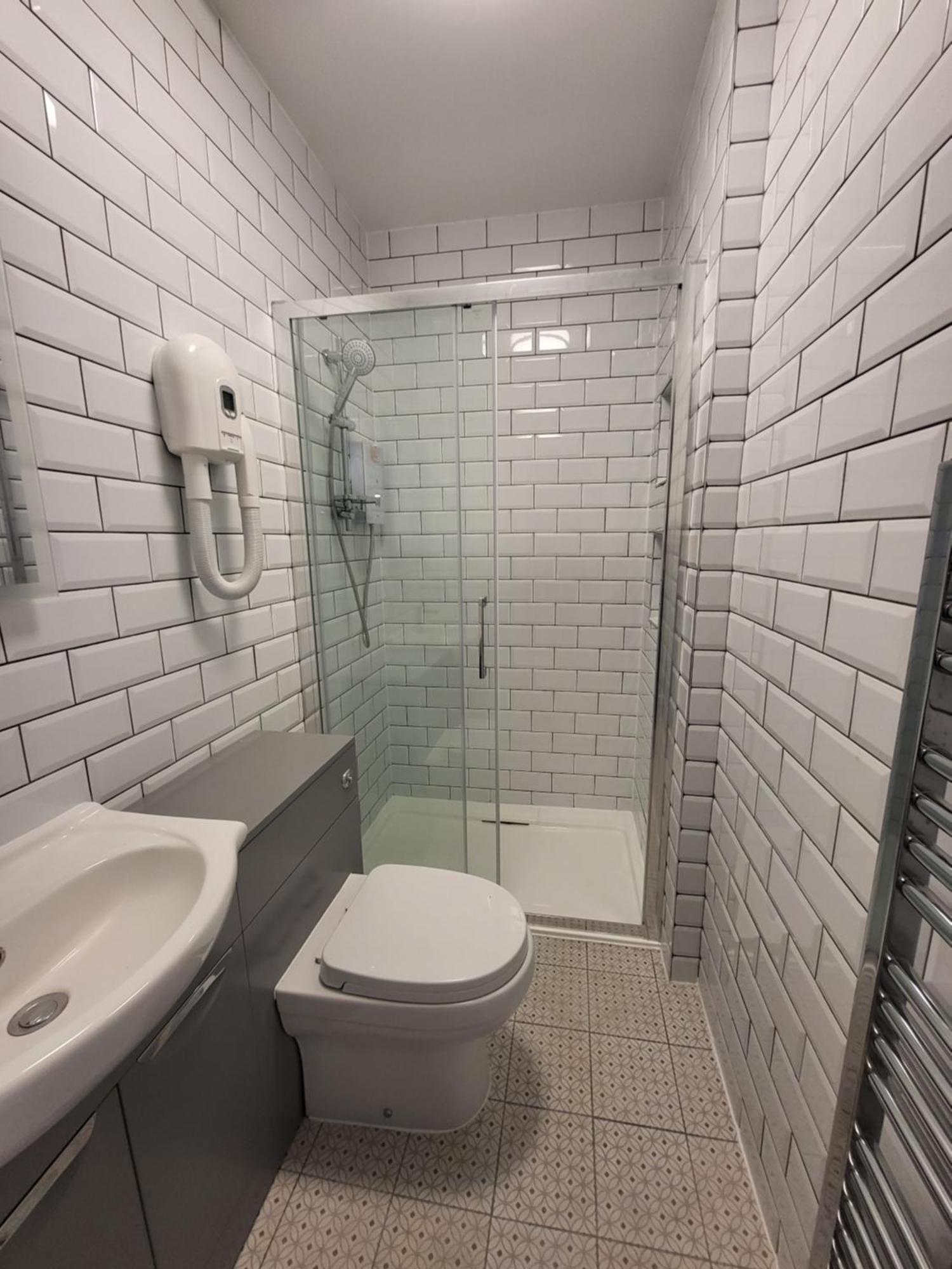 Sands House - Luxury Modern Studios With Secure Parking In Epsom, Surrey Oda fotoğraf