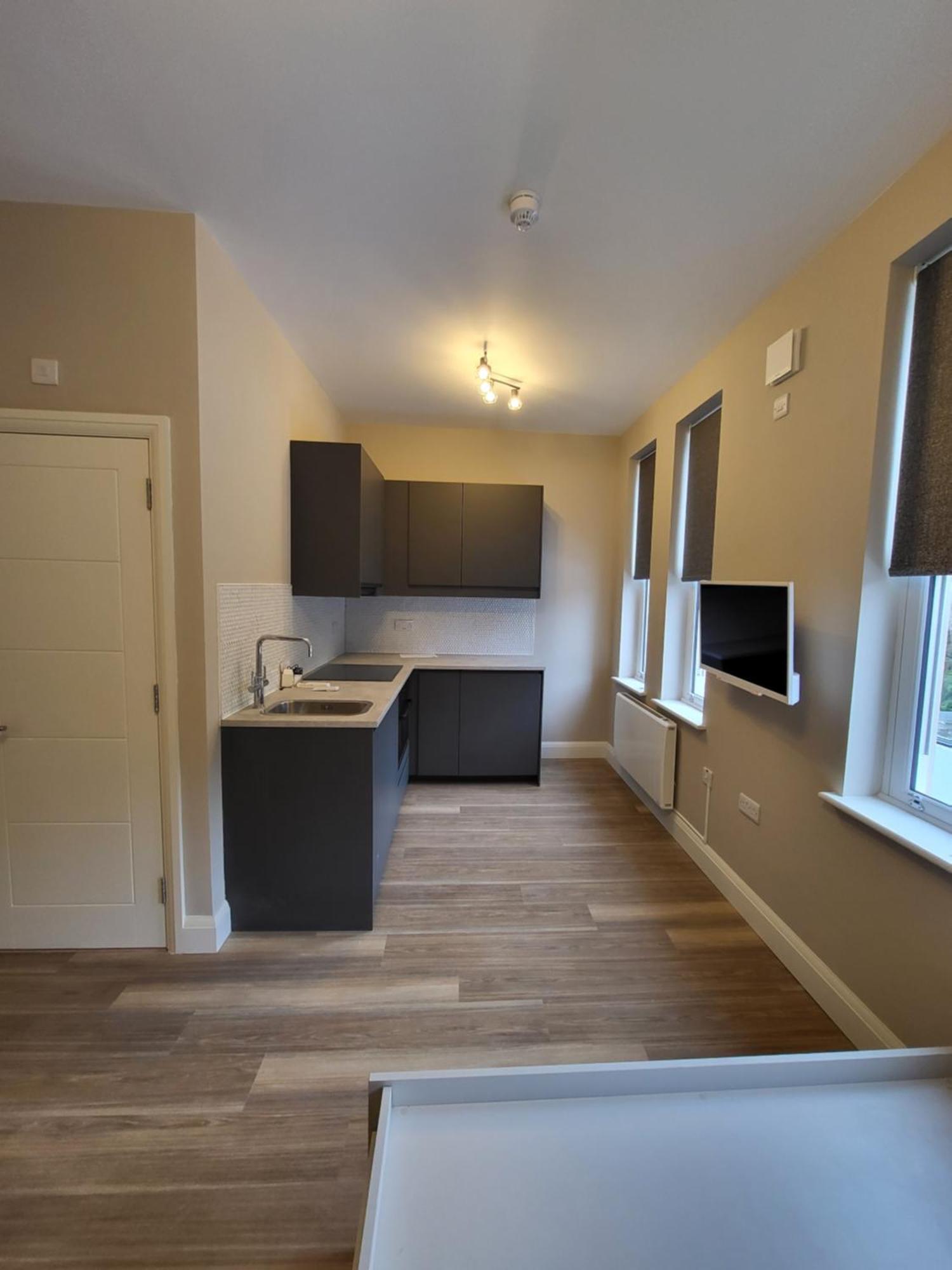 Sands House - Luxury Modern Studios With Secure Parking In Epsom, Surrey Oda fotoğraf
